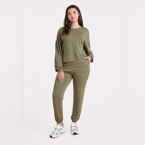 Nuuds Lightweight Lounge Jogger Pant in Olive Green
